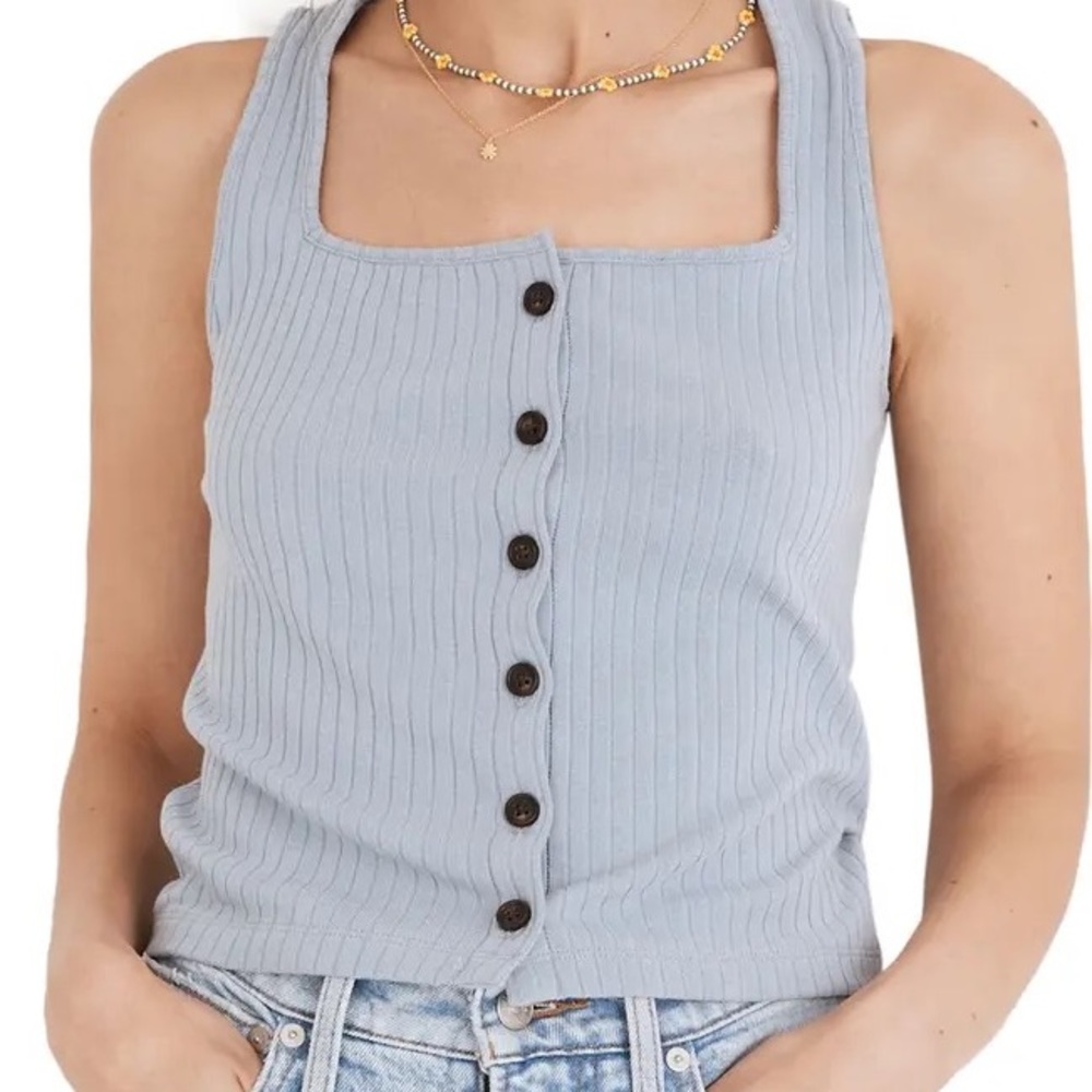 Rib Button Front Crop Tank